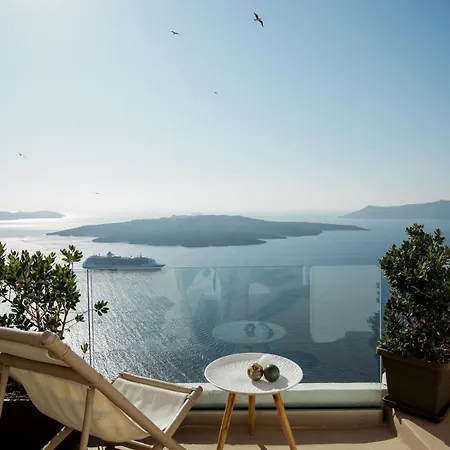The Globe Suites Villa